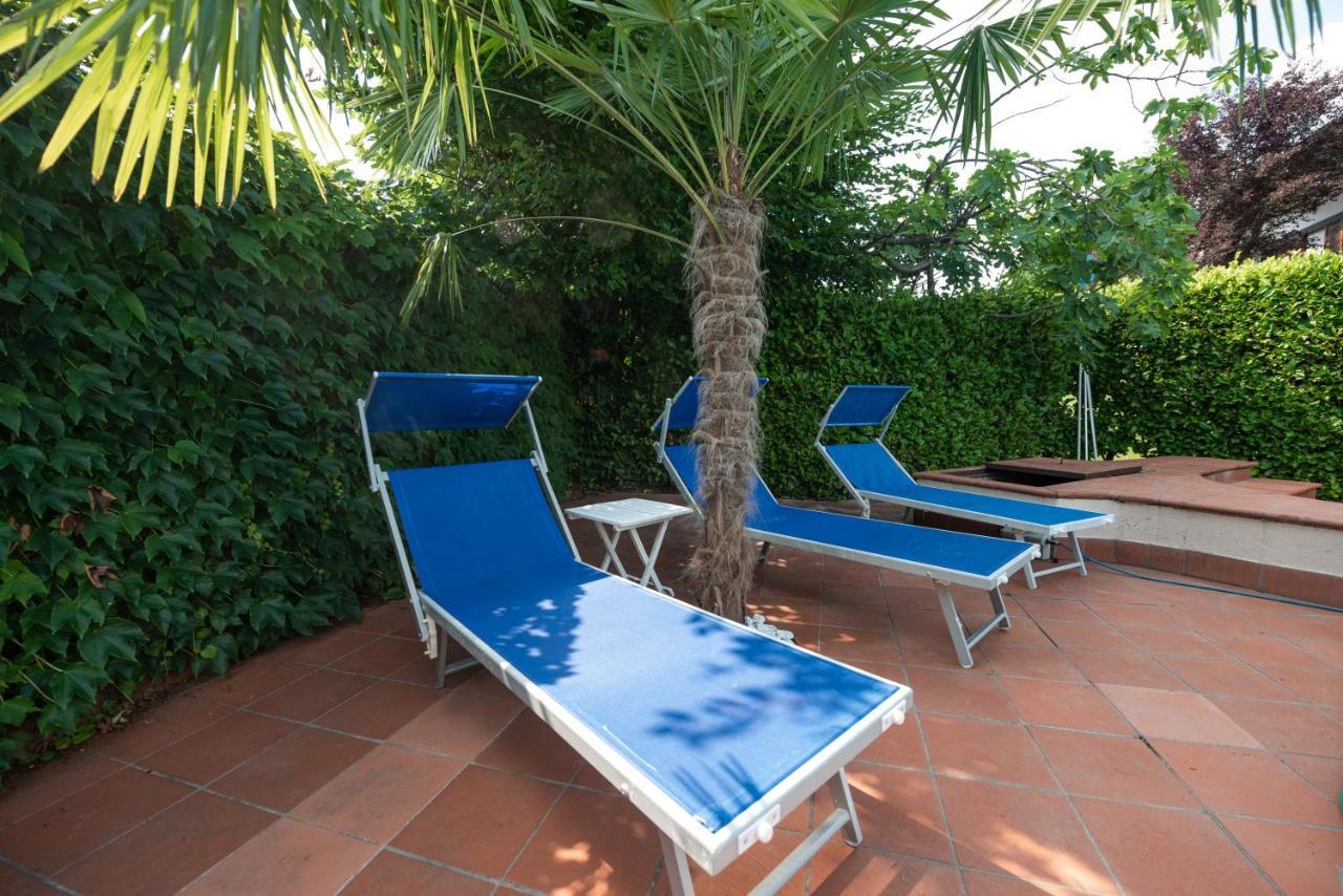 B&B Family First Capriate San Gervasio Bagian luar foto