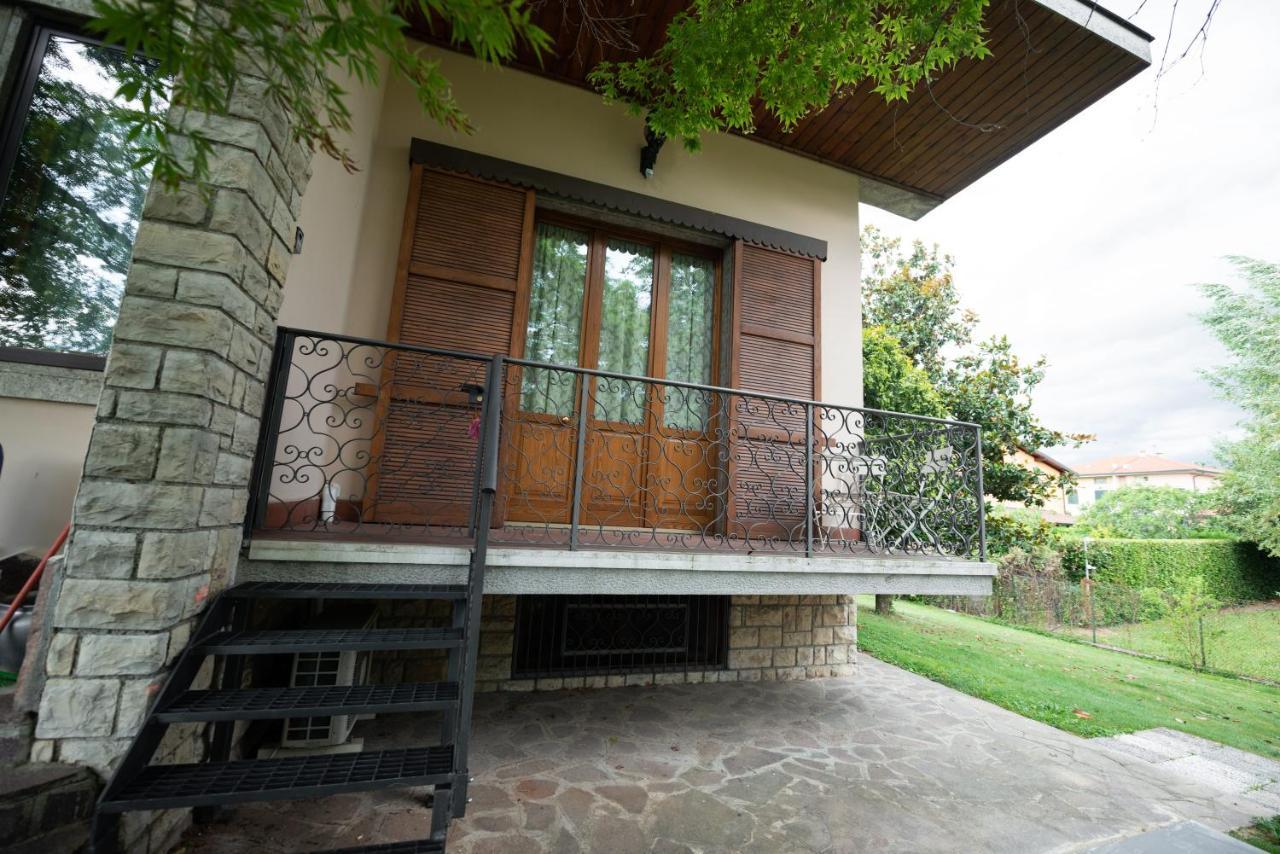 B&B Family First Capriate San Gervasio Bagian luar foto