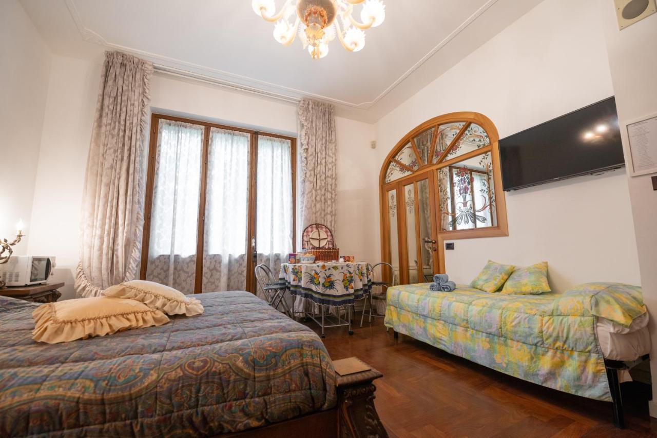 B&B Family First Capriate San Gervasio Bagian luar foto