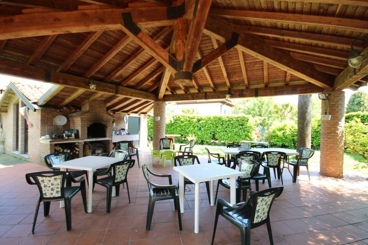 B&B Family First Capriate San Gervasio Bagian luar foto